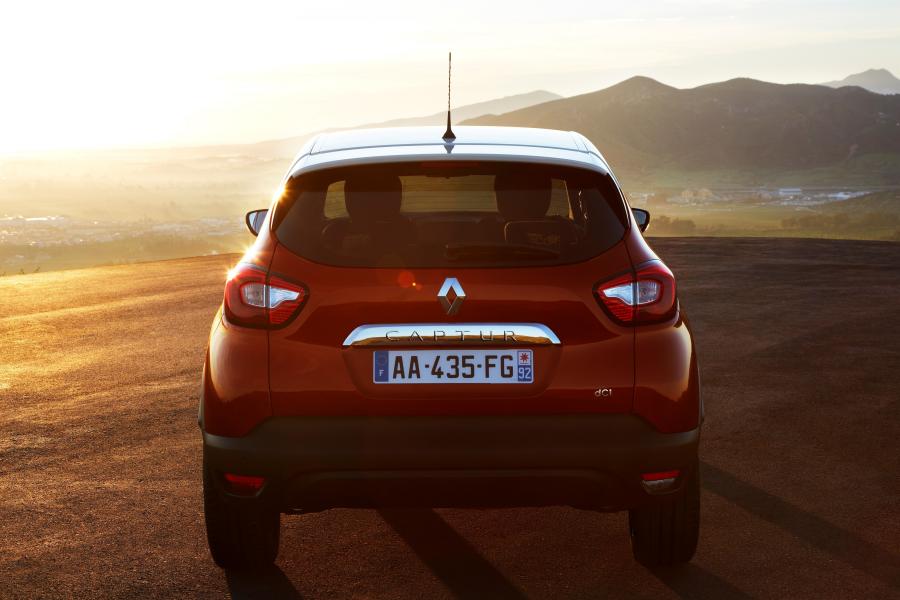  Renault Captur 2013 года  (фото 7 из 26)